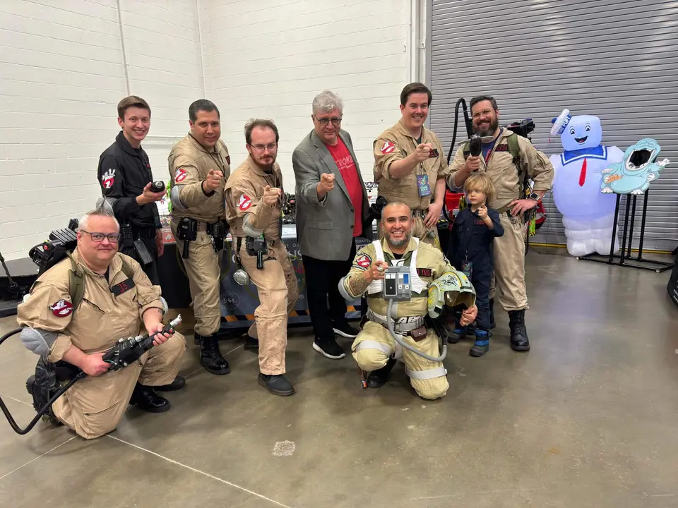 Ghostbusters Virginia members group photo with an inflatable Stay Puft Marshmallow Man